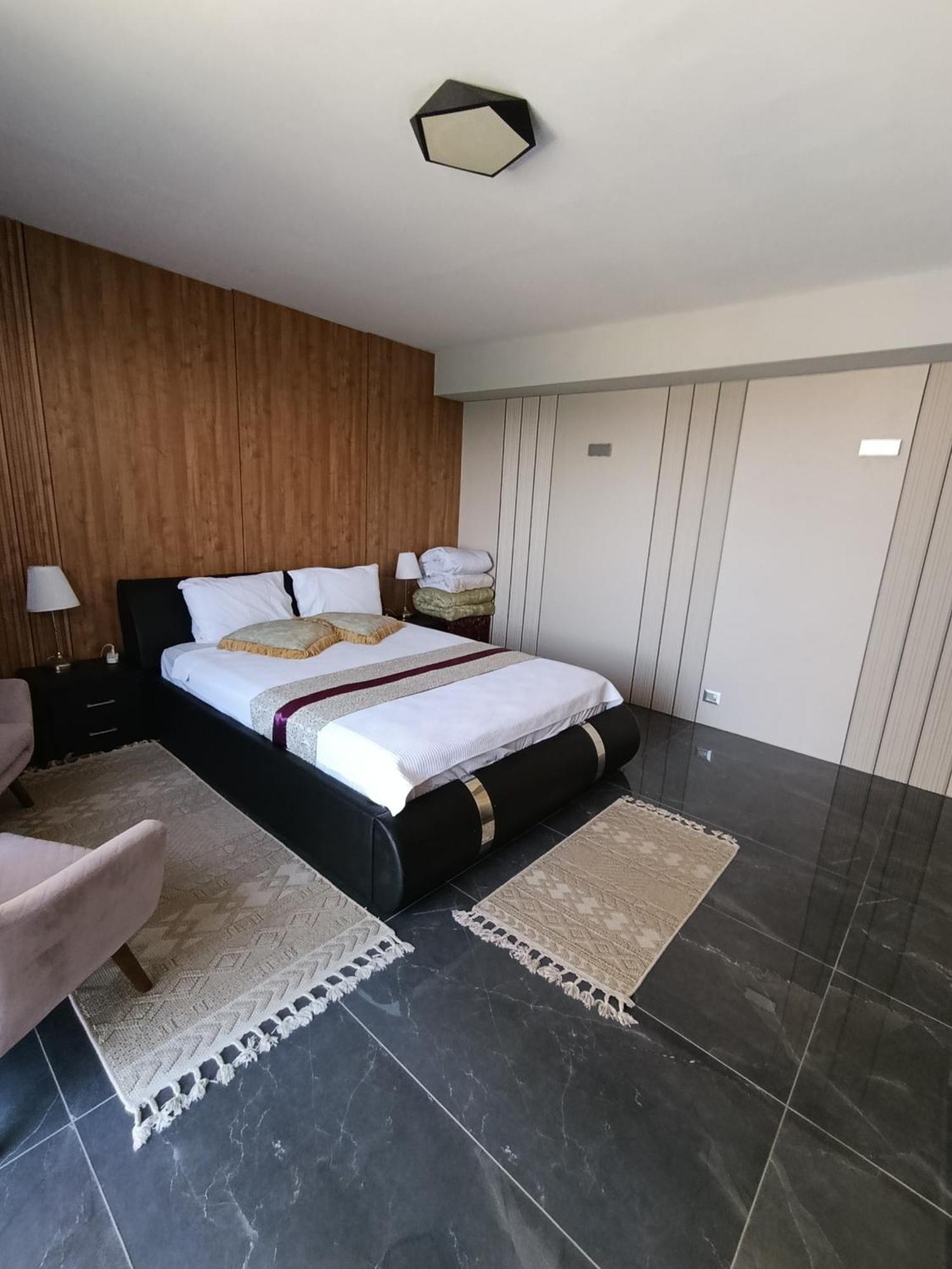Penthouse Apartment On The Beach Bat Yam Esterno foto