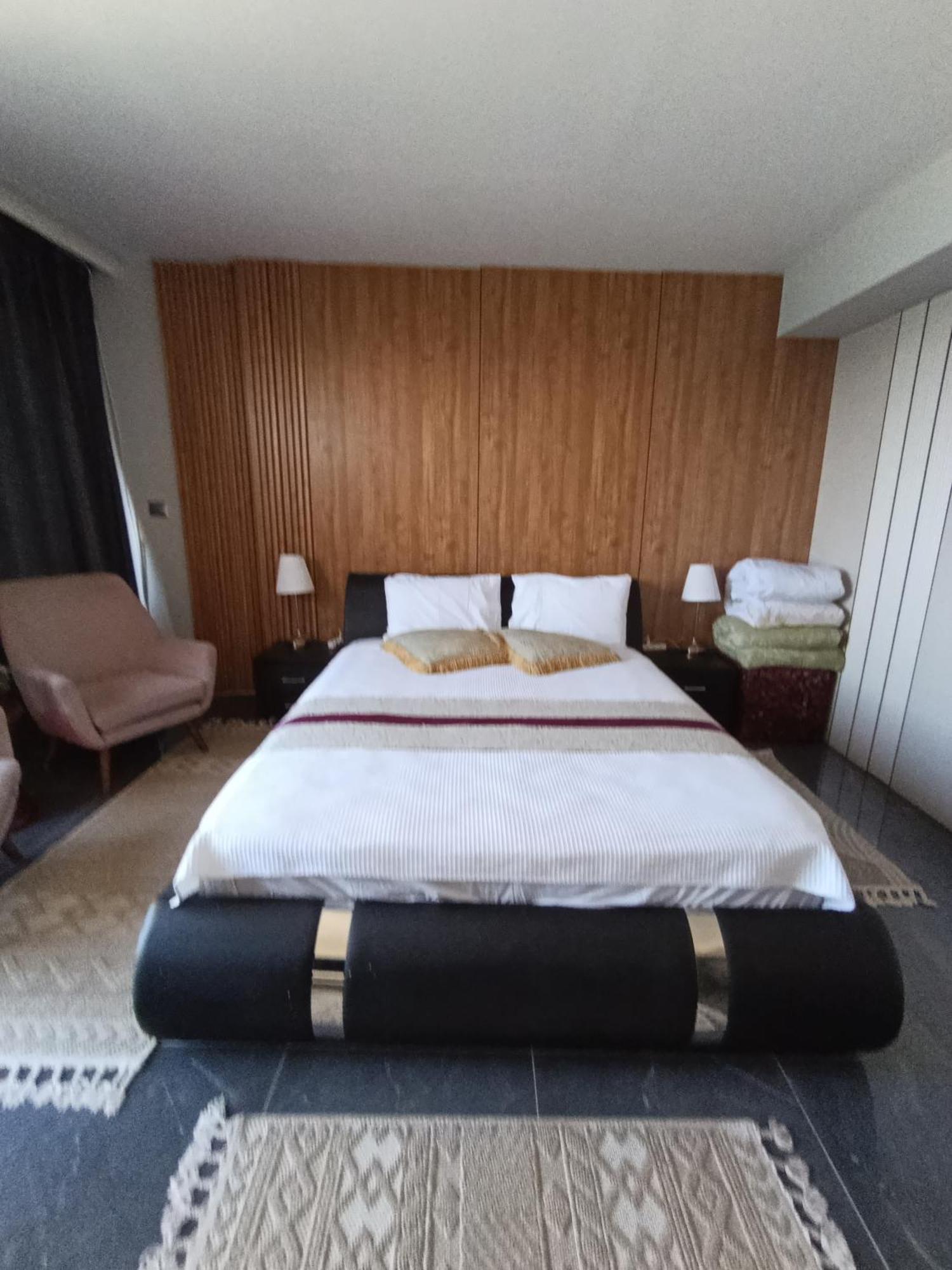 Penthouse Apartment On The Beach Bat Yam Esterno foto