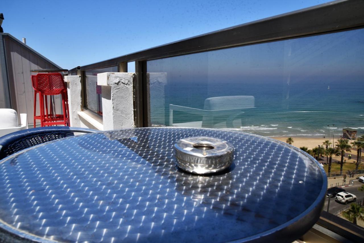 Penthouse Apartment On The Beach Bat Yam Esterno foto